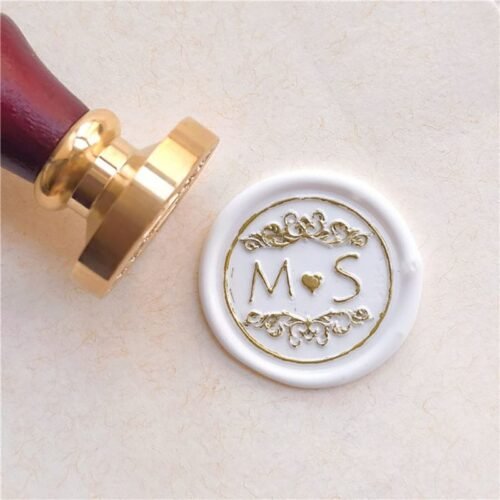 Personalised wax seal with initials and decoration